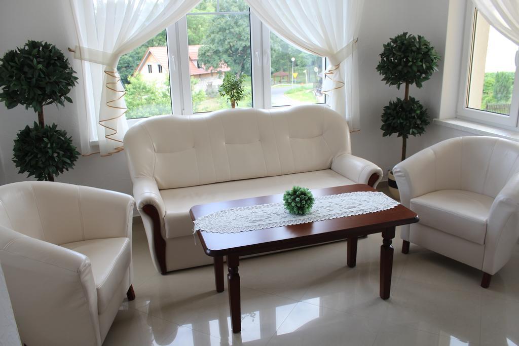 Świeradów-Zdrój Pasja Bed & Breakfast エクステリア 写真