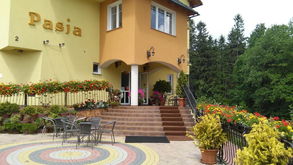 Świeradów-Zdrój Pasja Bed & Breakfast エクステリア 写真